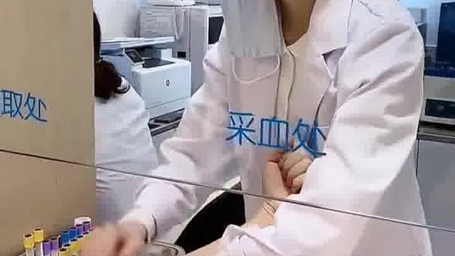 护士小姐姐挺漂亮啊