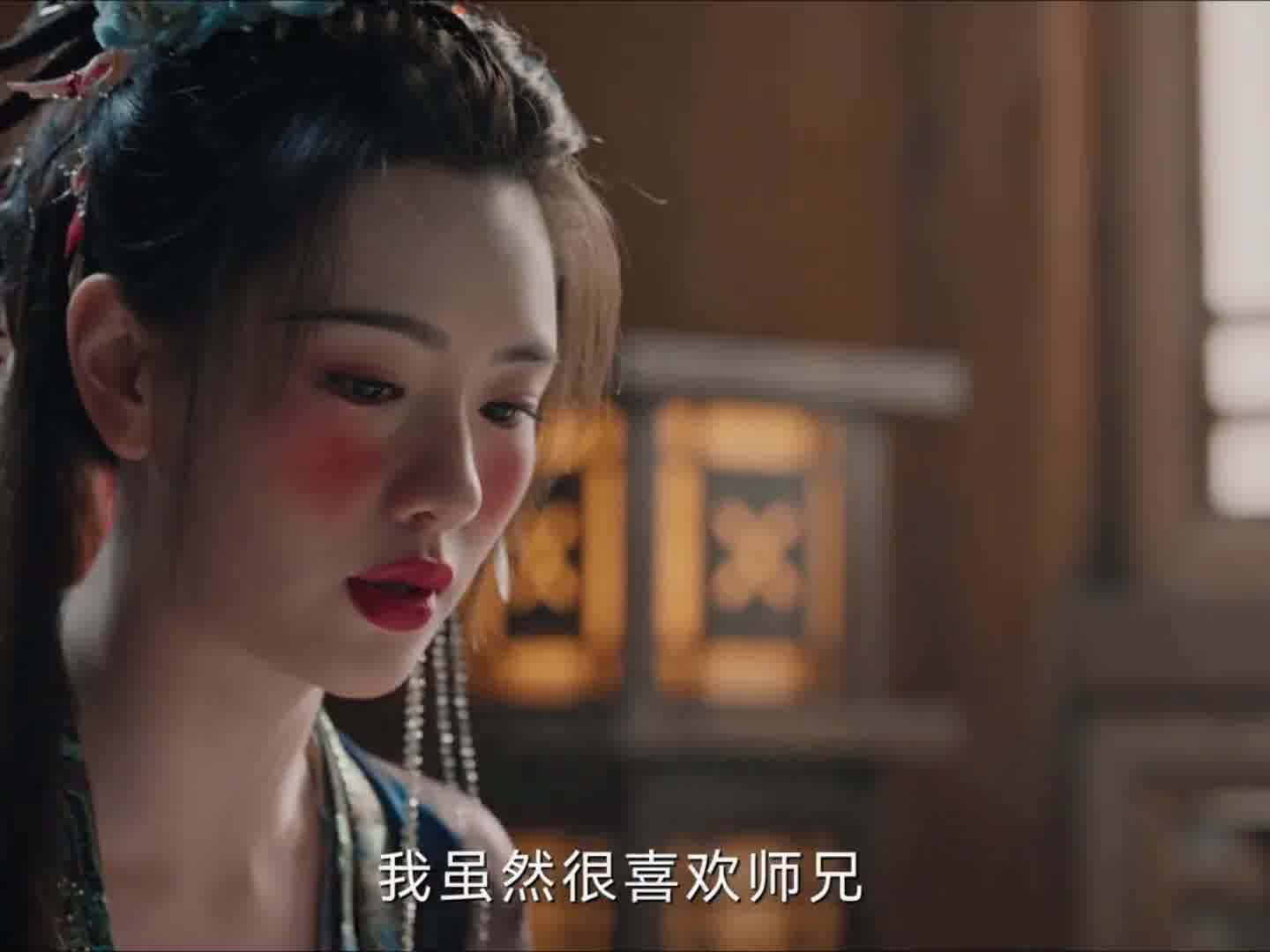 姐姐自信又自爱，真乃吾辈学习之典范！