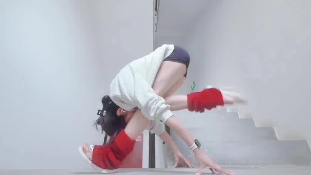 火烈鸟：一定要理想型吗 我不行吗