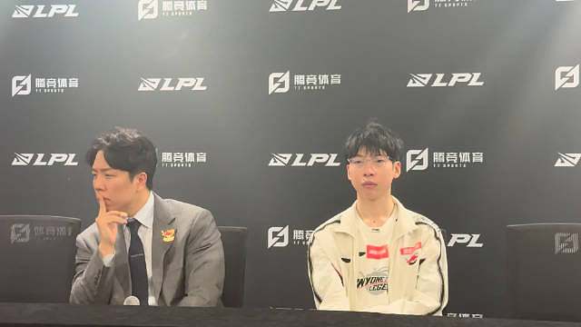 你们教练没长嘴，那你们打野长耳朵了吗？？？今年开始就一直说你们打野问题，你们跟你们打野说了吗？？？你