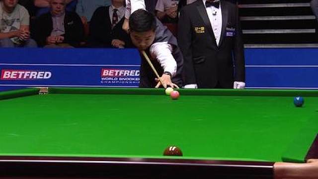 丁俊晖用防守战胜塞大师，连做数杆斯诺克，解的塞尔比恼羞成怒！