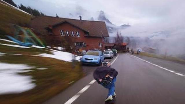 滑板100km/h速降是一种什么样的体验