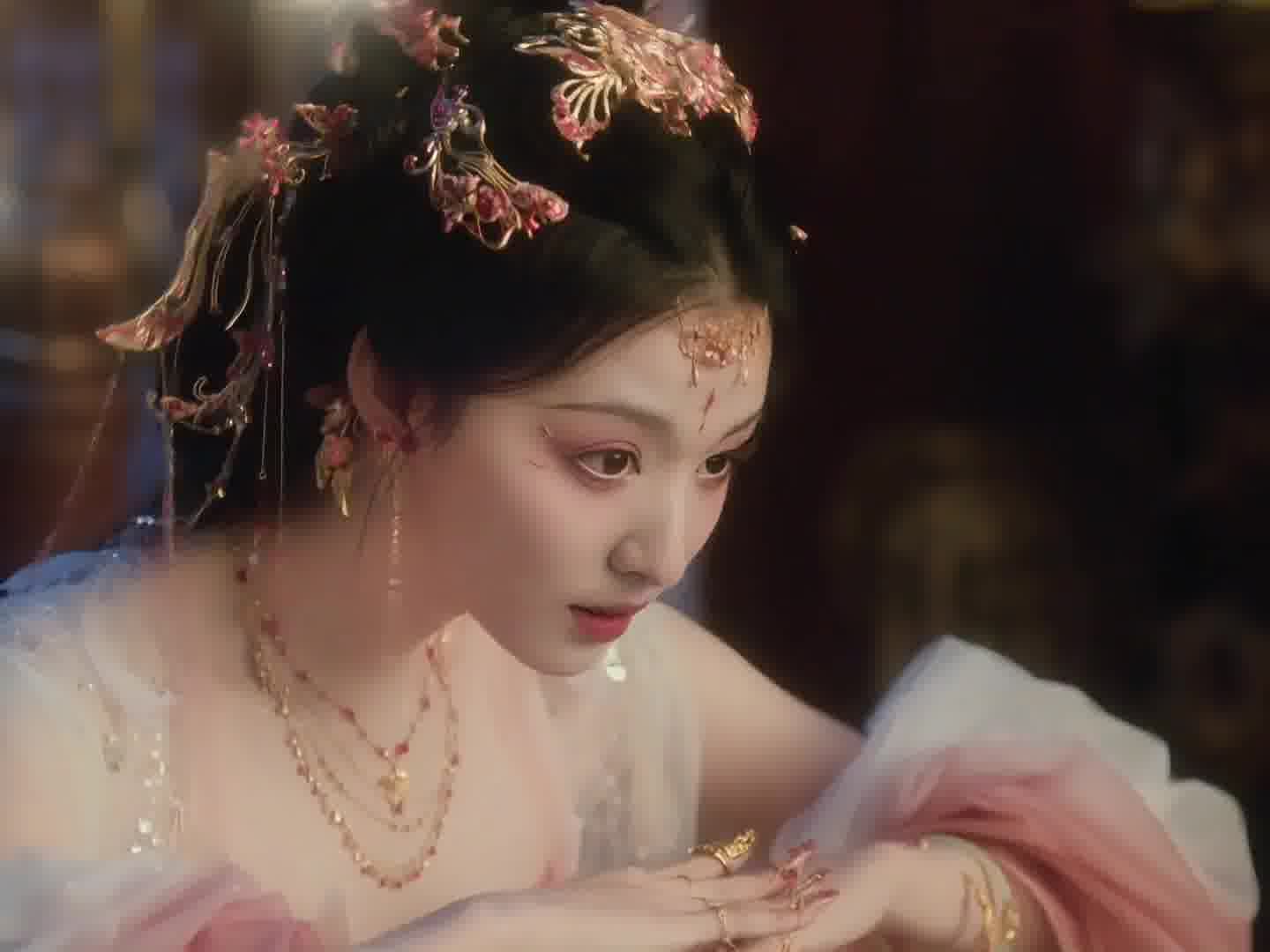 .陛下，你好歹看我一眼#灵魂画手