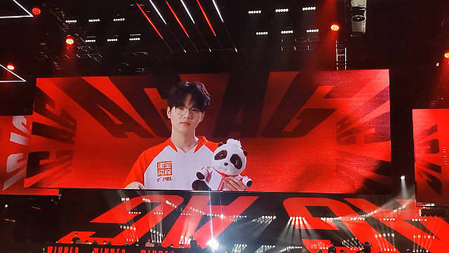 单日三鸡！！ 牛逼

  ​​​