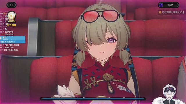 北极熊跟红豆看电影