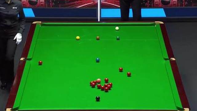 女裁判对火箭指指点点，气的火箭爆杆抽射，结局爽了！