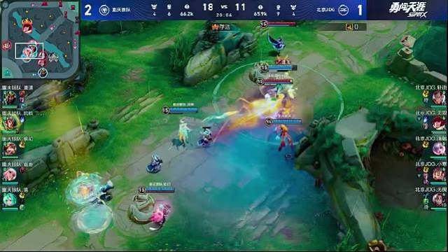 在今天JDG对阵狼队的第四局比赛中，JDG决胜团打出0换4，随后一波结束了比赛！  ​​​