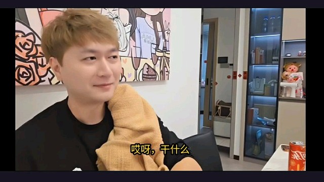 【小小小酷哥】小酷想抱小姐姐，两个人都是老司机！