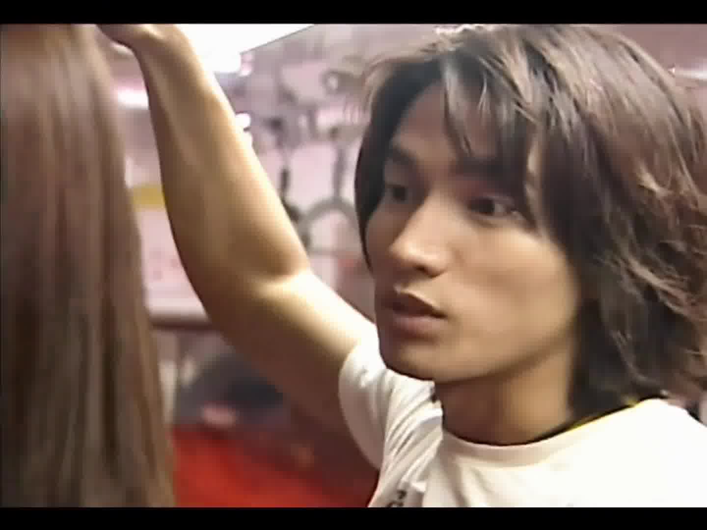 疯狂的少爷第一次坐公交车