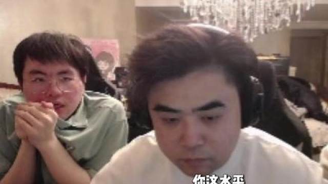 阿乐暴力吐槽朱开教练水平，然后三人轮流跟呼吸哥Solo，最后姿态沦为实力最差