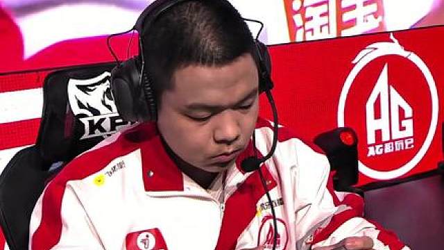 AG战胜WB拿下S组首胜，染详诸葛打野大帅三连MVP