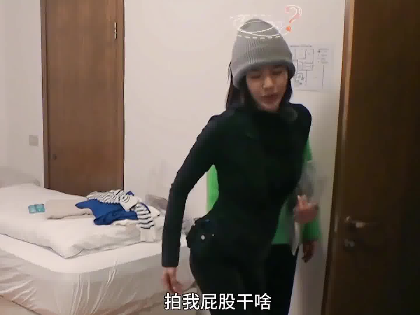 当迪丽热巴手欠事#搞笑