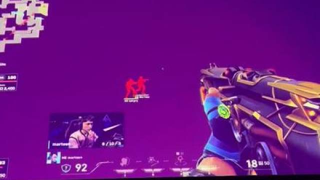 换是我在前面尽心尽力杀这么多人，回头一看四个队友在跟尸体对枪，我也道心破碎了