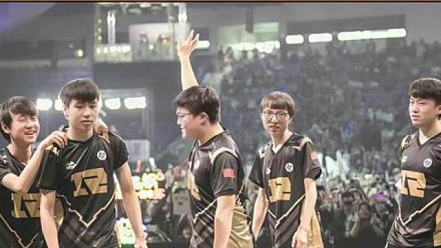 【S7】 巅峰尺帝遇到Uzi，也只能把布甲鞋牢牢的穿着。