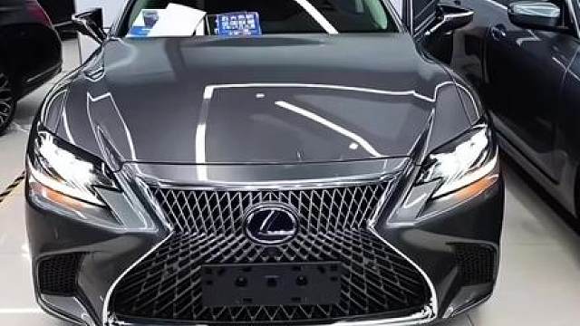 这次打给父亲的电话不是让他打钱