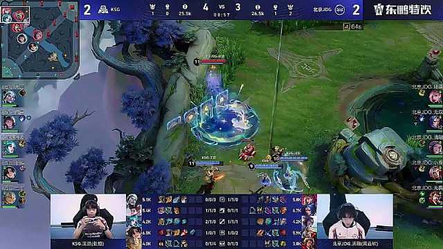 / 
九分钟 上路压塔 无畏张飞大招压位置 关键开团

 十分钟龙团 龙王被对面拿下 无畏大招留人 