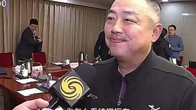 刘国梁夸樊振东近一分钟，可樊振东背后受的委屈又有谁知道