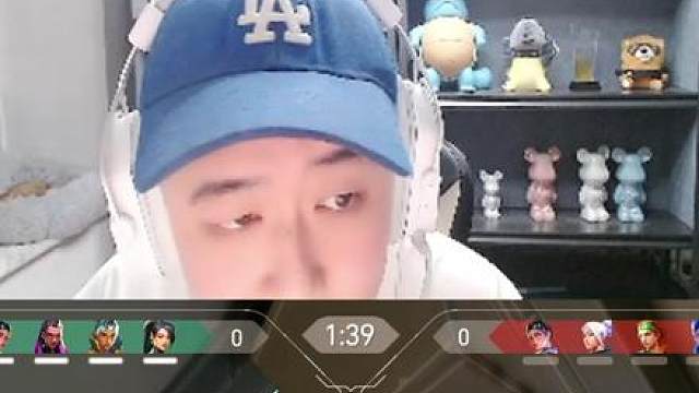 猎枭瞄准天空对手直接发疯