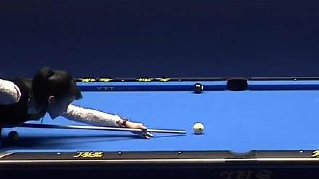 王思诺致敬师姐潘晓婷，赛点局再现尴尬犯规，心想：我还未成年呢