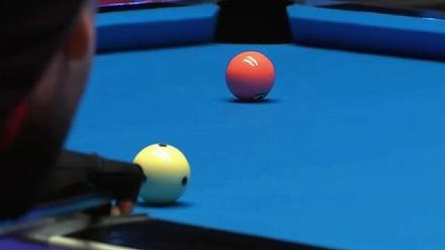 堪称最离谱的击球，吐球后竟然还能精准锁定目标