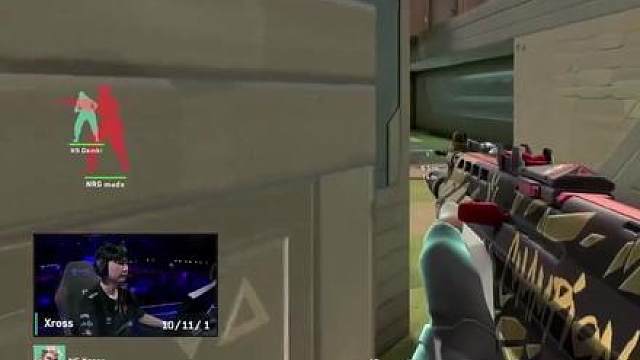 Francis灵性选位 一人成军逆转局势