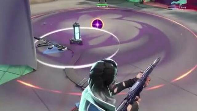 valyn兜底战神 正义出烟瞬秒两人