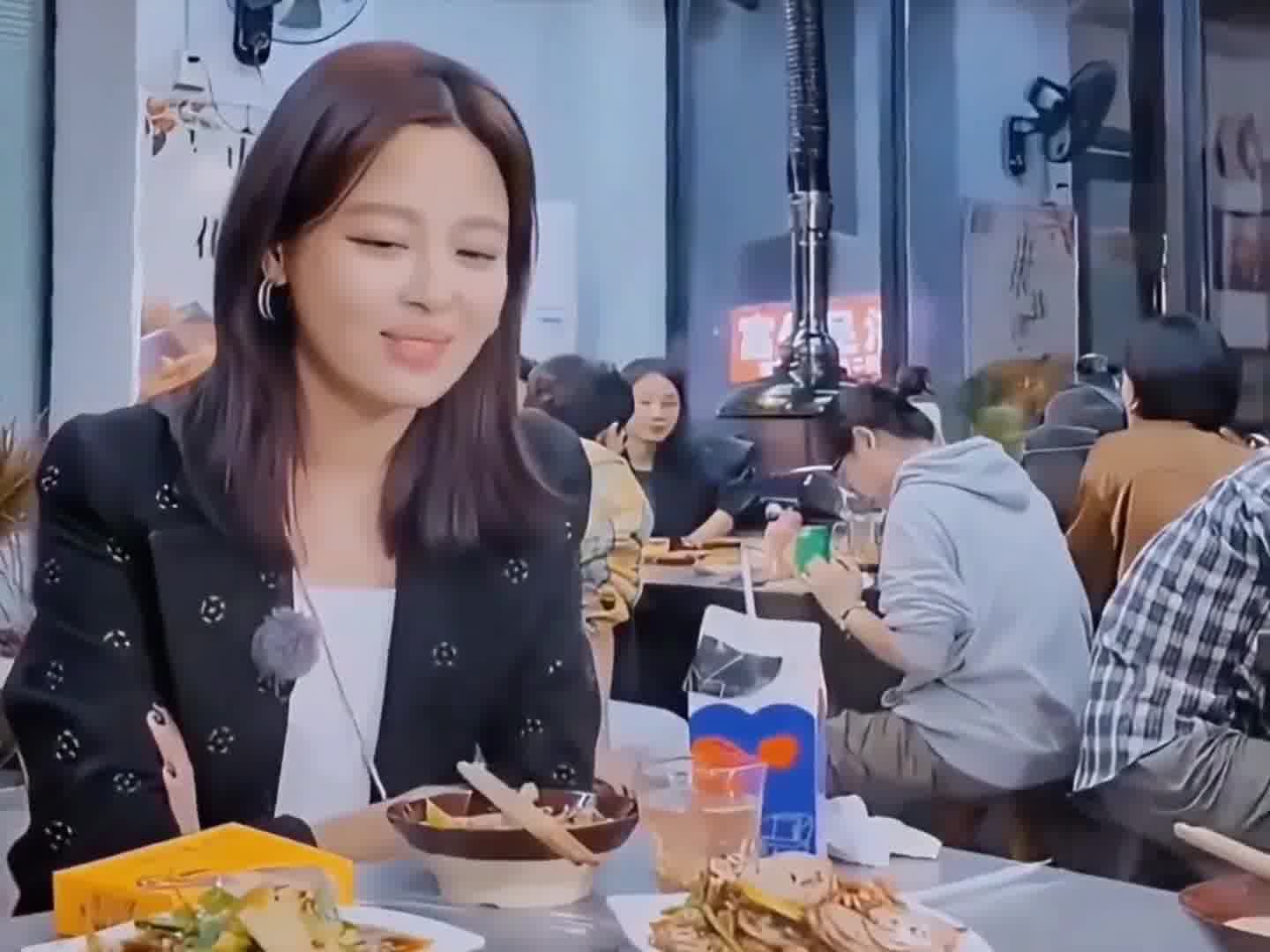 辛芷蕾 有一两个男孩就好了