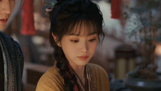 长玉和谢征一起卖卤肉，卖完已经开始怀疑人生了 #逐玉