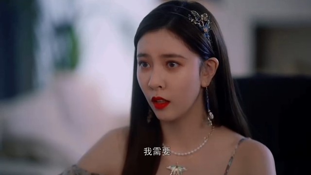 含蓄又文静的她，这次居然宣示主权，谁也别想打我男人的主意