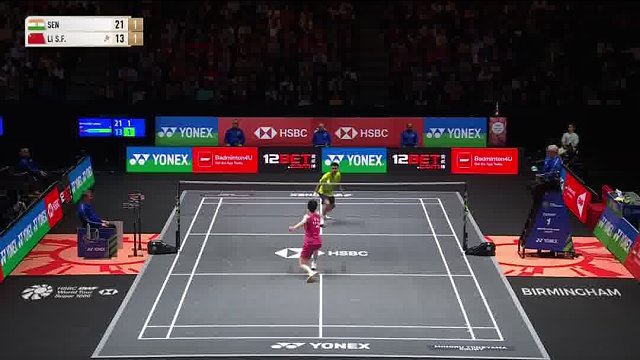 暴力扣杀打穿对面，李诗沣网前反应力拉满