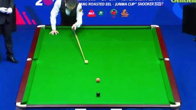 2026斯诺克世界公开赛，赵心童5-4绝杀龙泽煌！赵心童全场打出单杆129和139分，还有3杆90！进攻火力拉满！悬空架杆和单手击球更是将现场氛围拉爆！