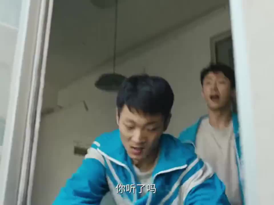 当小满被校霸勒索时