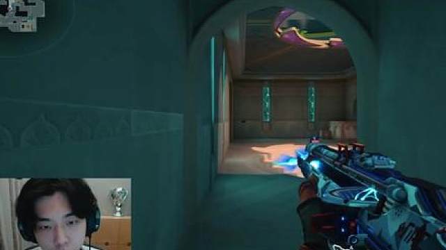 当左神半年没打瓦上了三妹车！