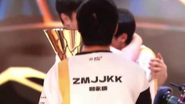 “孤高火力郑永康”