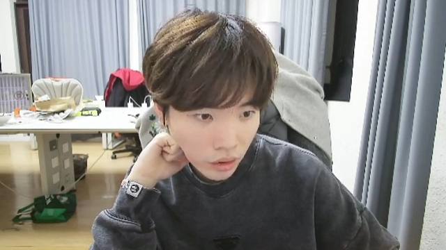 向鱼：怎么还没打就说江西队夺了呀，我重庆队不服，江西队还有一诺，全明星阵容吗