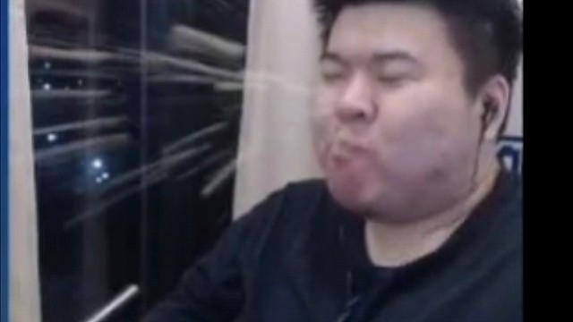 震惊！某千万大主播竟直播喷水 GODV：我尼玛喷水了兄弟！