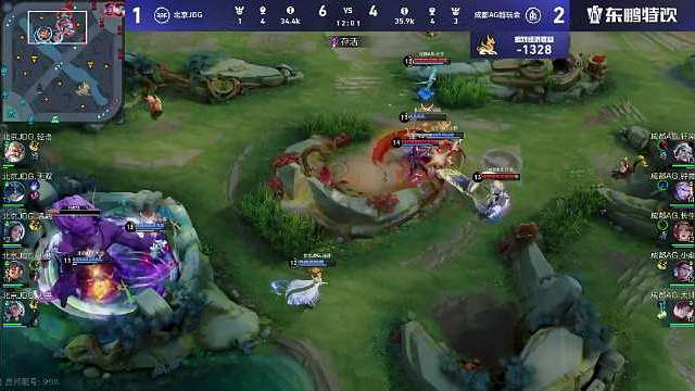 11:08 经济落后4k，无畏鲁班大师拉两个，我方带走对面射辅，0换3，推中一
12:01 无畏鲁班