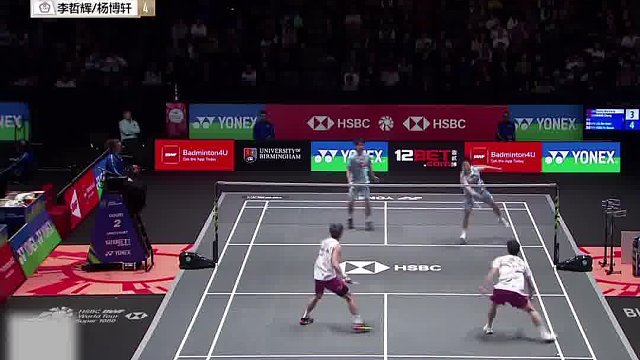 梁王组合逆境心态稳，默契配合主导翻盘