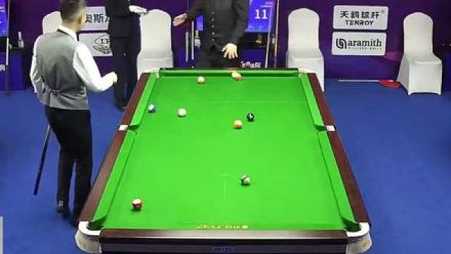 秦利文成功战胜吕劲松晋级正赛