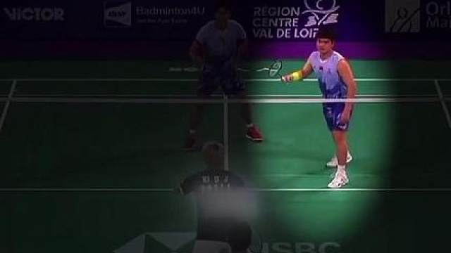 裁判当着全世界镜头的面，袒护韩国队？