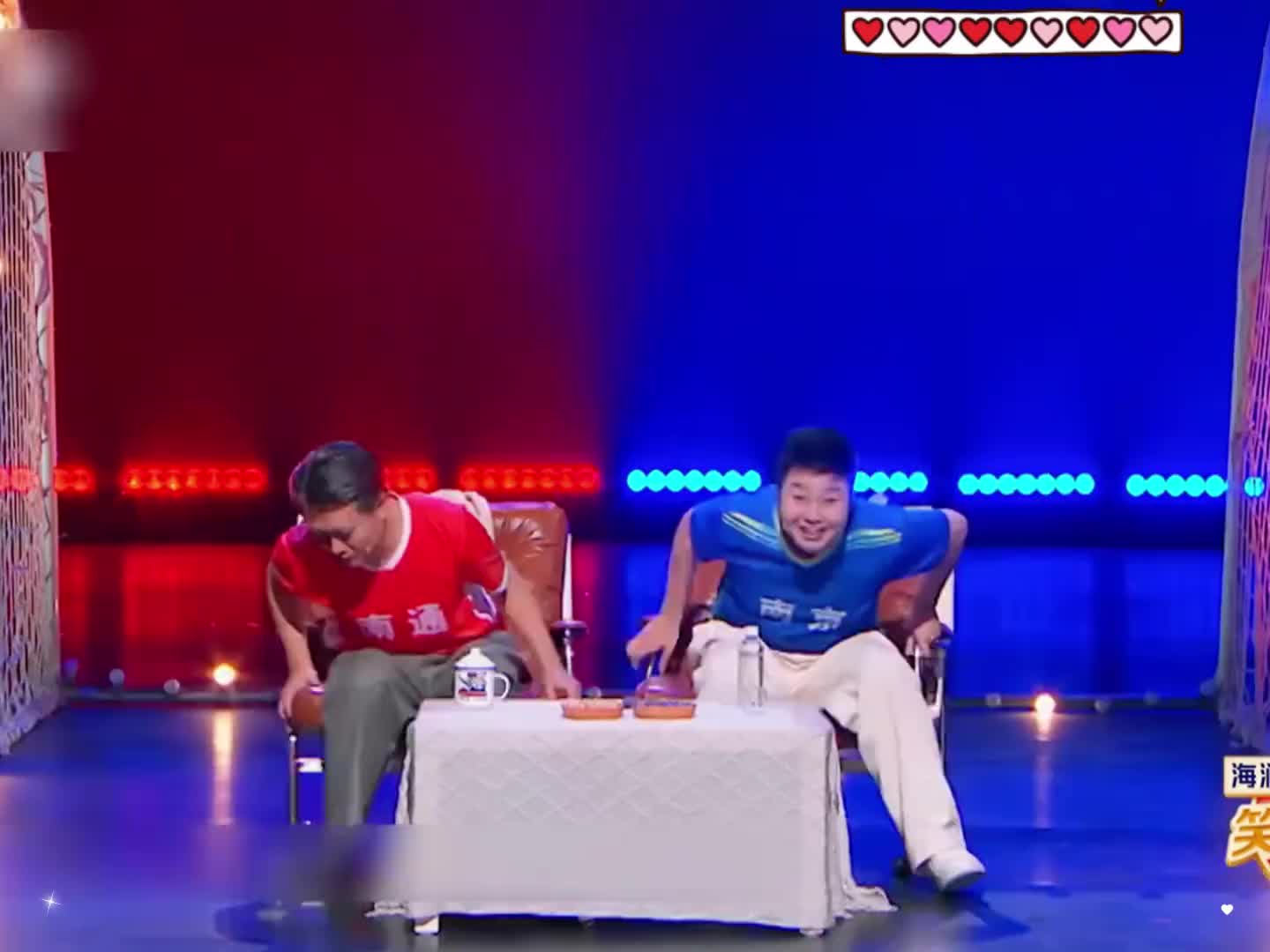 老丈人和女婿看球赛