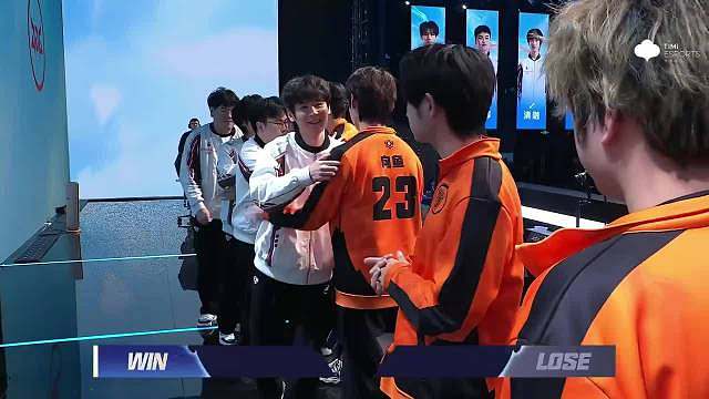  JDG 3:1拿下DYG，十一连胜封神。看完JDG对阵DYG整场BO5，真的被这支队伍的统治力彻底