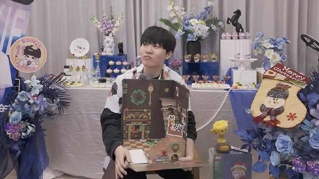 听说Rookie想休息了，第二赛段前面可能会缺席，iG可能会用之前的德杯冠军中单Renard小澈，目