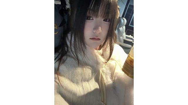 盯着我看的时候 是觉得我好看还是好骗