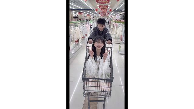 心困的快乐生活