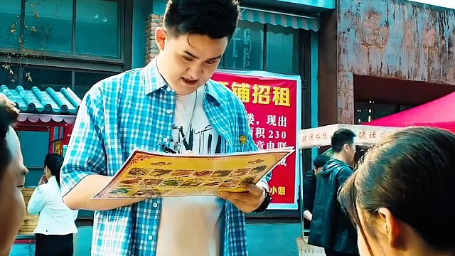 背着老婆偷偷开烧烤