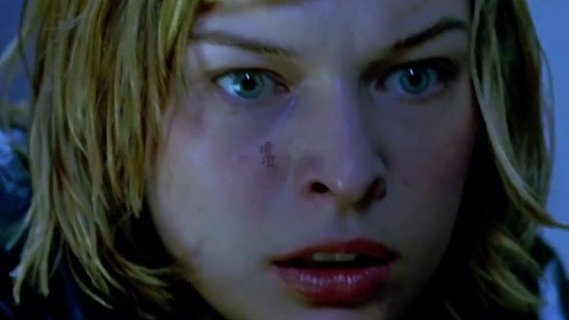 这女人和没有皮的动物吓人吧