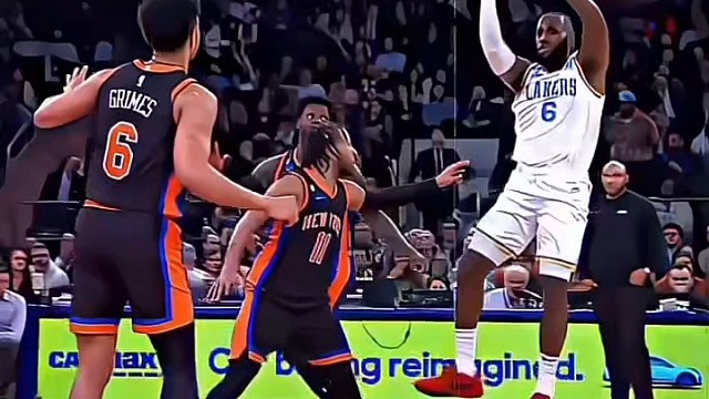 你觉得这球进的能高兴起来吗？#篮球