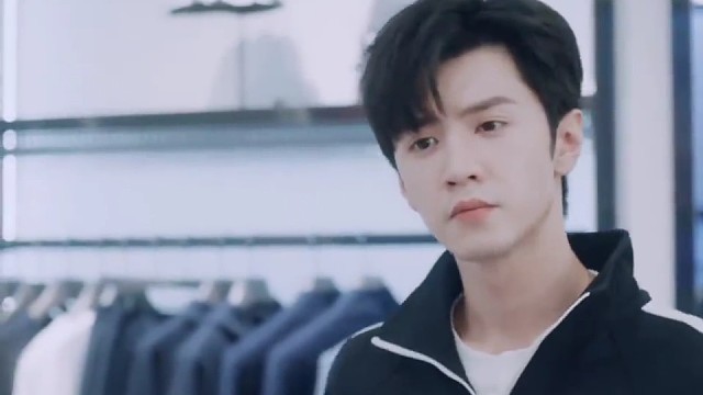 有个钞超能力男友是种什么样的体验，简直不要太爽！