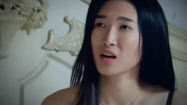 短短几十秒，叹气了几次？